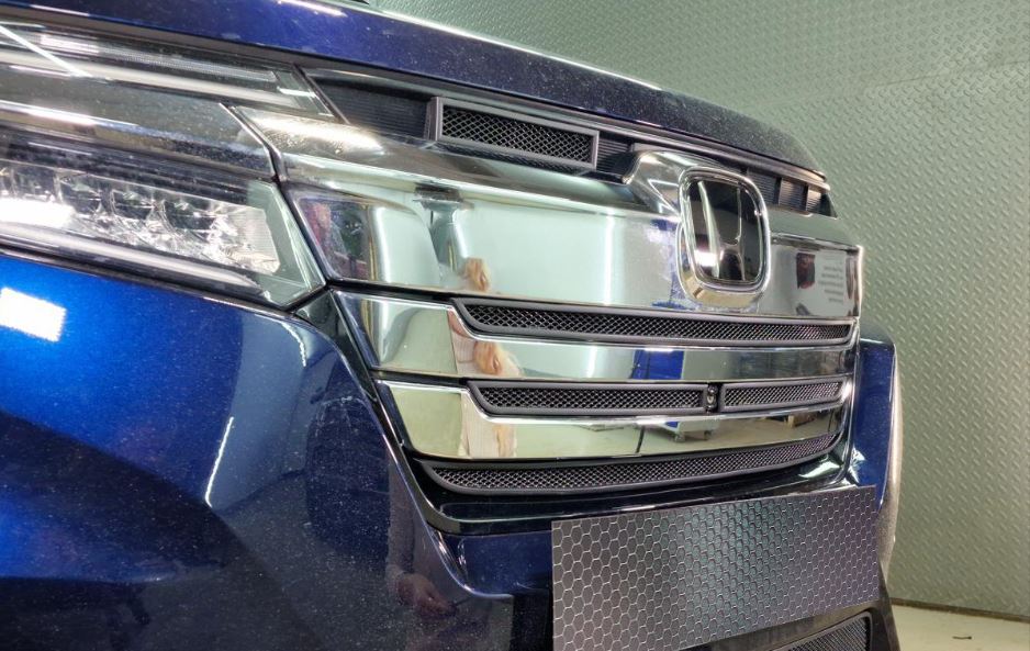 Защитная сетка радиатора верх 5 частей для Honda Stepwgn V Рестайлинг