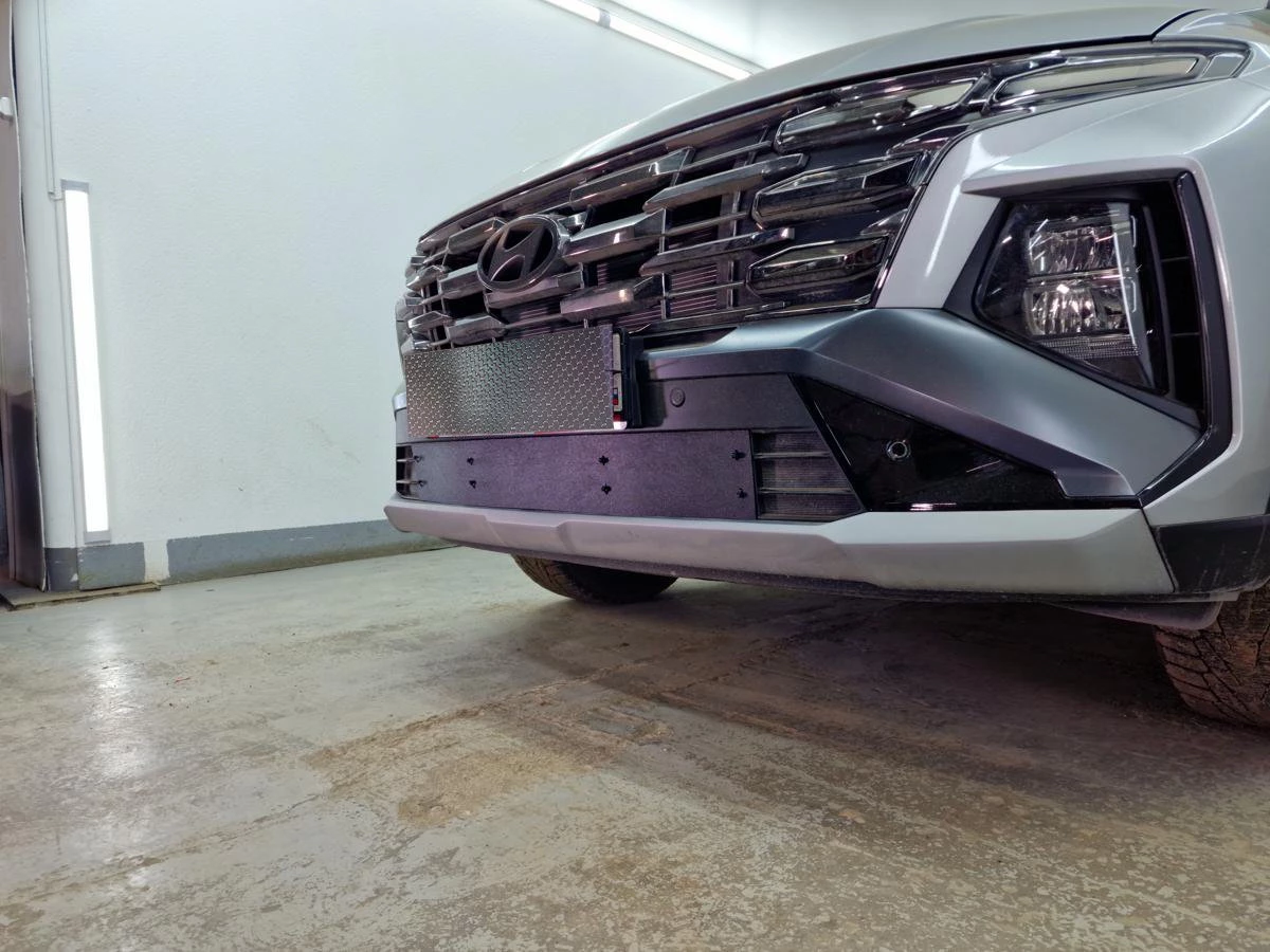 Зимняя заглушка радиатора на стяжке низ для Hyundai Tucson IV Рестайлинг