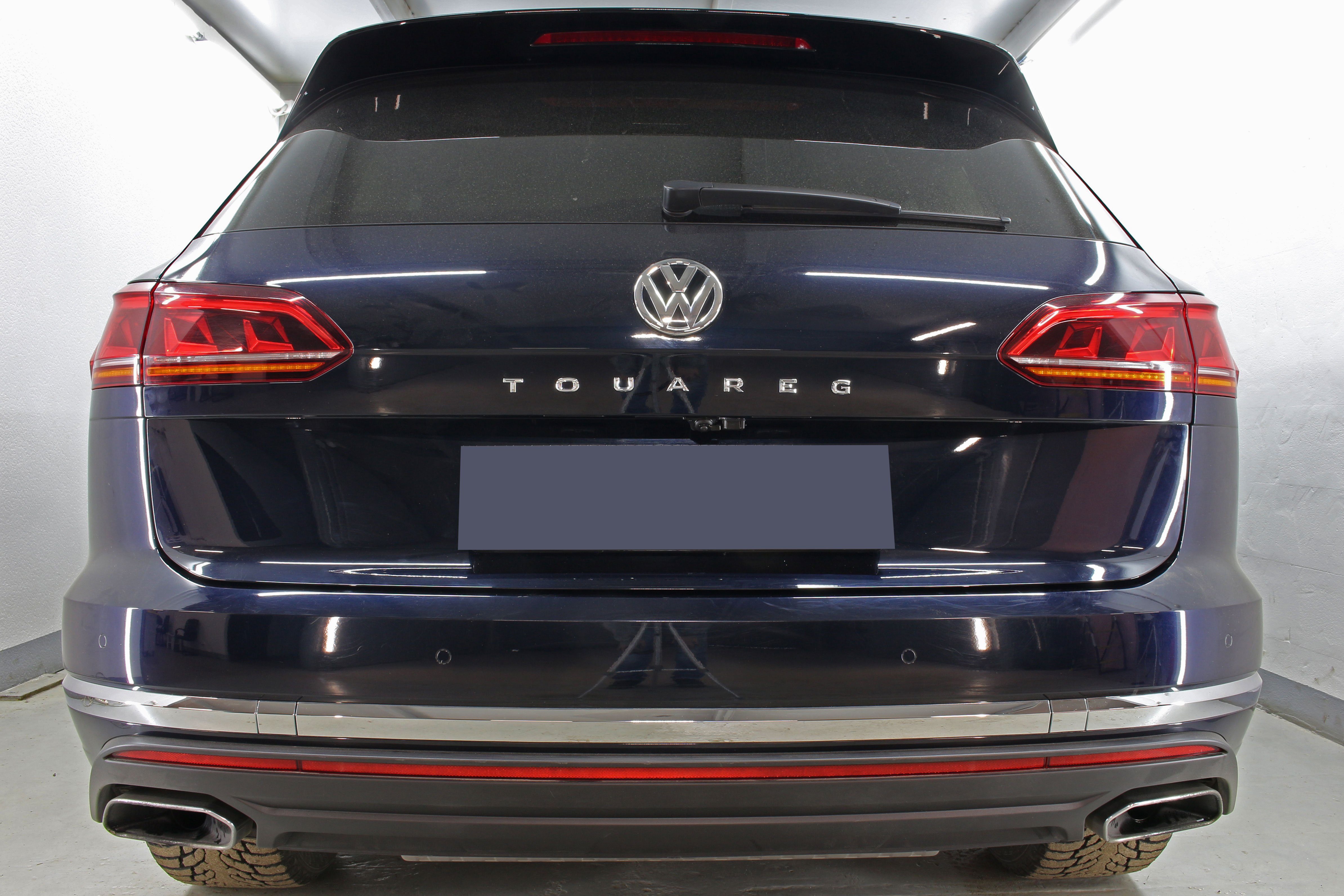 Защита камеры заднего вида для Volkswagen Touareg III