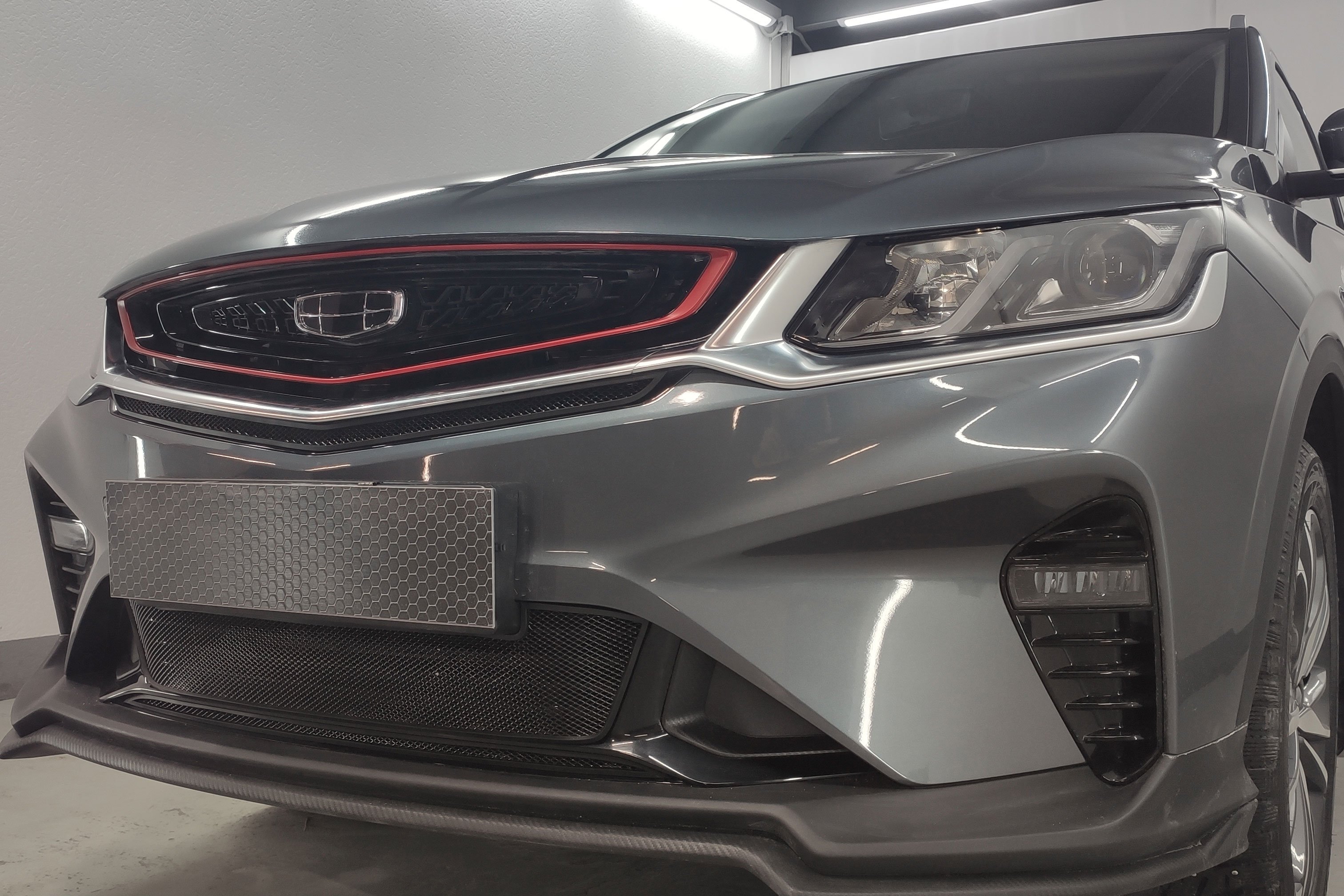 Защитная сетка радиатора центр для Belgee X50 I