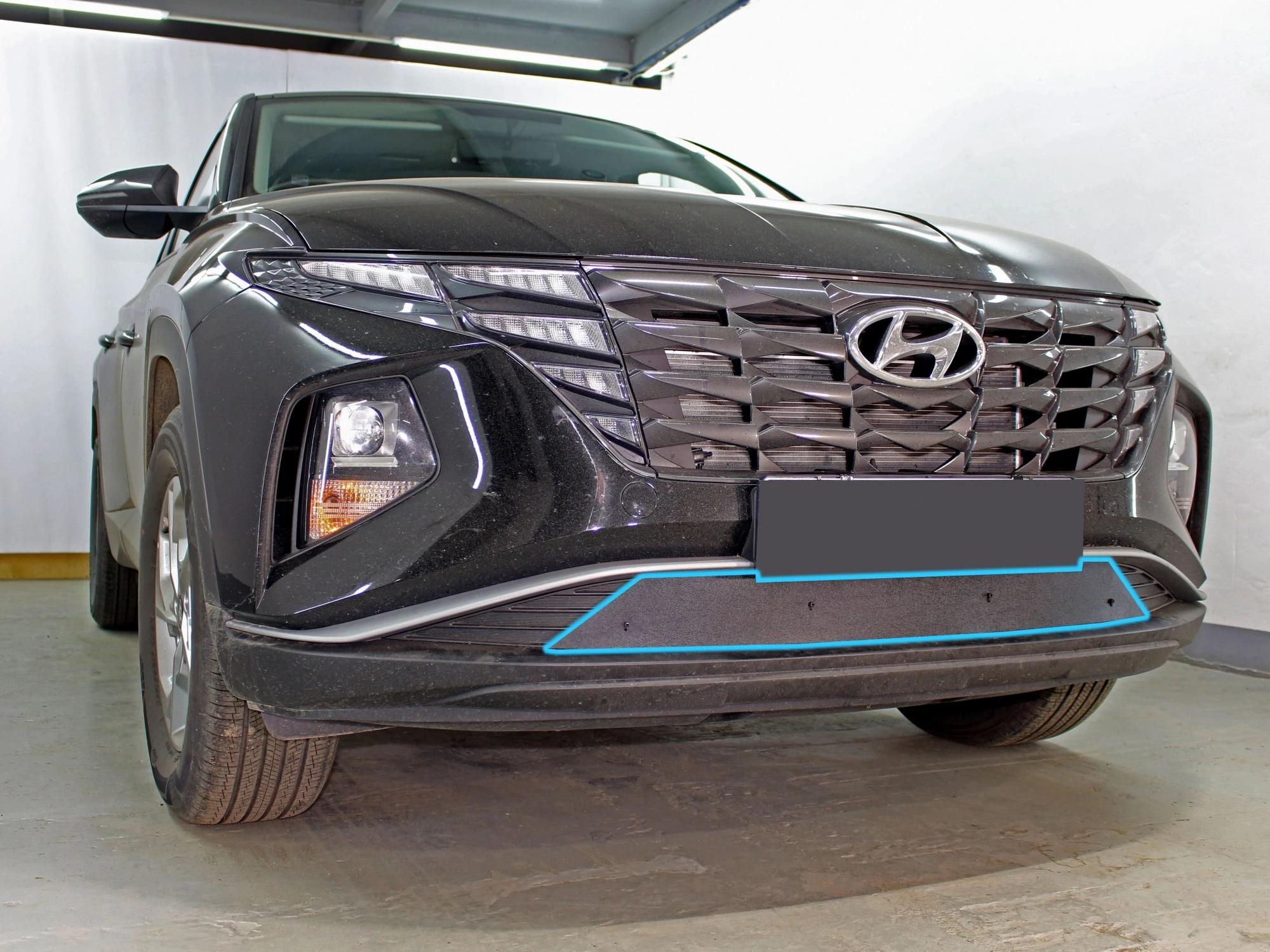 Зимняя заглушка радиатора на стяжке низ 2 части с датчиком АСС (короткая база) для Hyundai Tucson IV