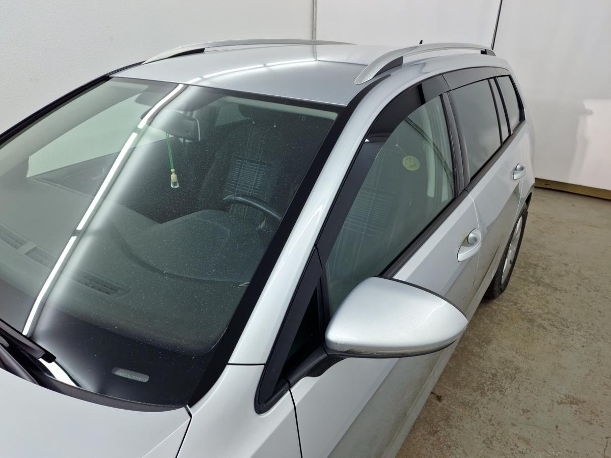 Водосток лобового стекла Премиум для Volkswagen Golf VII Рестайлинг
