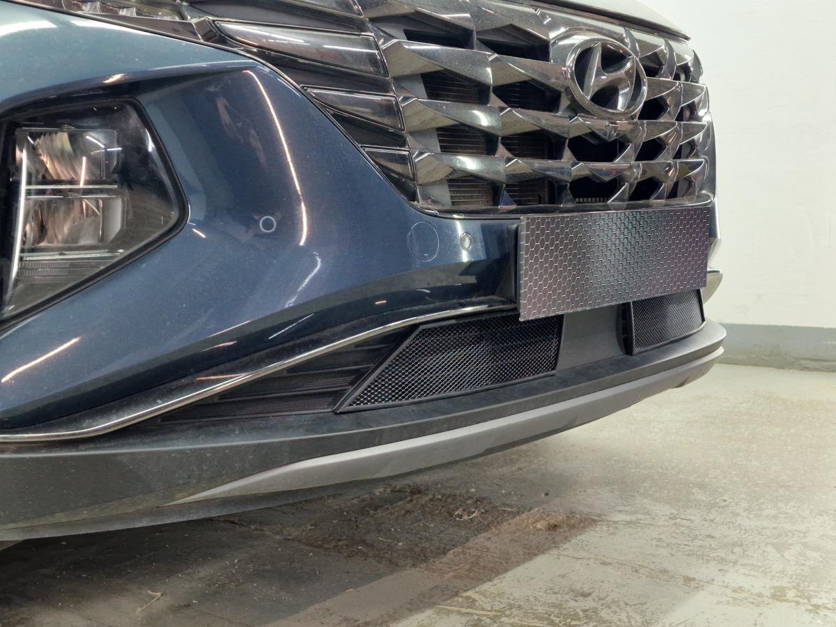 Защитная сетка радиатора низ 2 части с датчиком АСС (короткая база) для Hyundai Tucson IV Рестайлинг