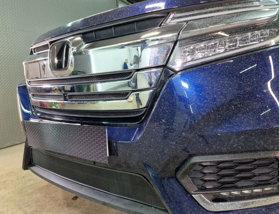 Защитная сетка радиатора верх 5 частей для Honda Stepwgn V Рестайлинг