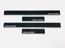 Накладки на пороги нержавеющая сталь под карбон 4шт. для Hyundai Solaris I Рестайлинг