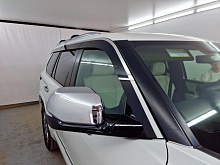 Дефлекторы окон 2D  с хром накладками 6 шт. для Toyota Sequoia III